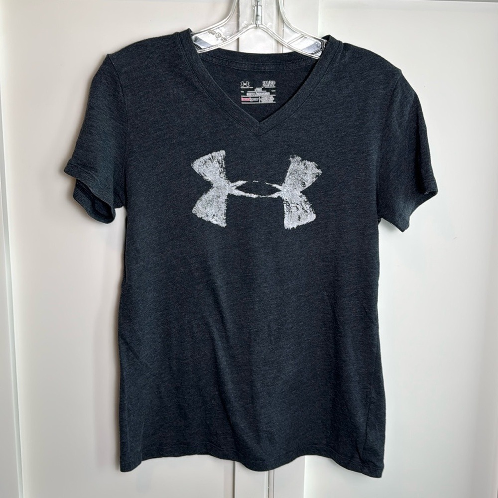 Under Armour Heatgear Loose Fit V Neck T Shirt Women's SM Charcoal Gray